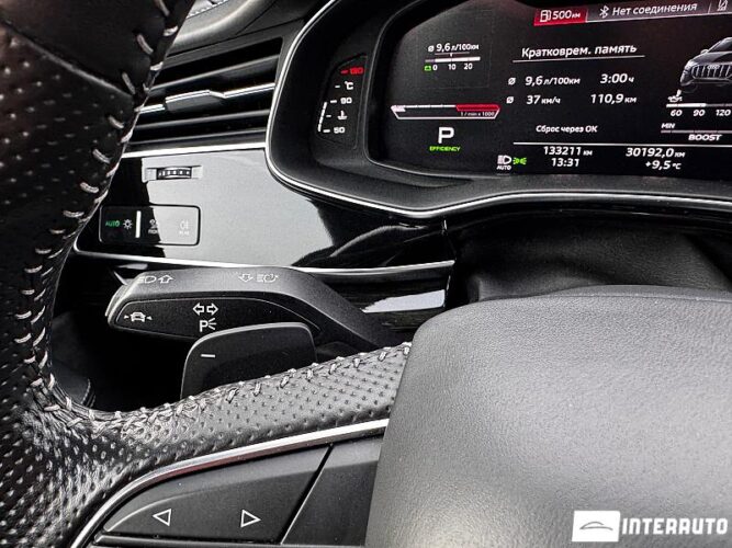 Audi Q8 49 interauto-car