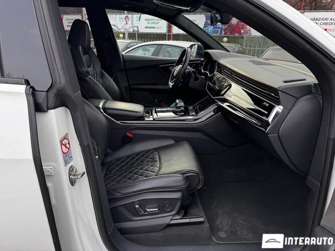 Audi Q8 41 interauto-car