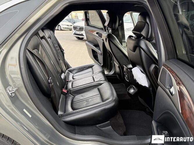 Lincoln MKZ 47 interauto-car