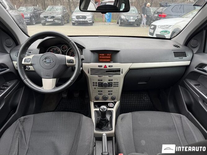 Opel Astra 35 interauto-car