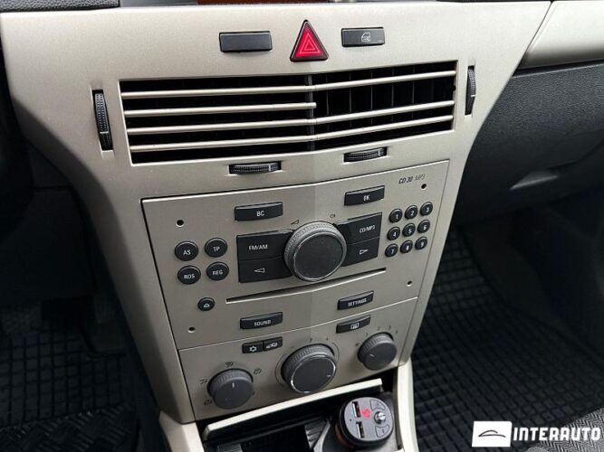 Opel Astra 39 interauto-car