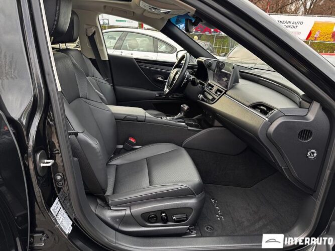 Lexus ES 300h 40 interauto-car