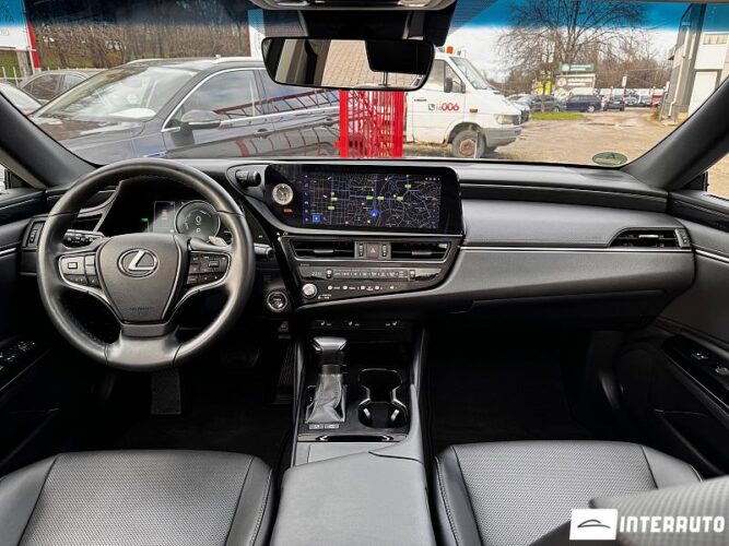 Lexus ES 300h 42 interauto-car