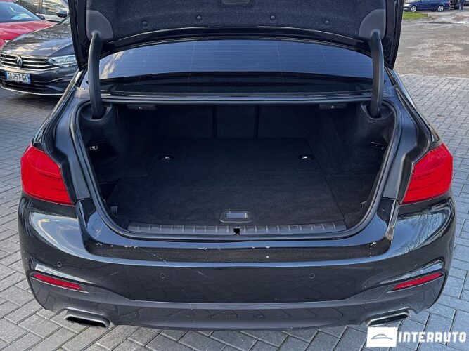 BMW 530e 50 interauto-car