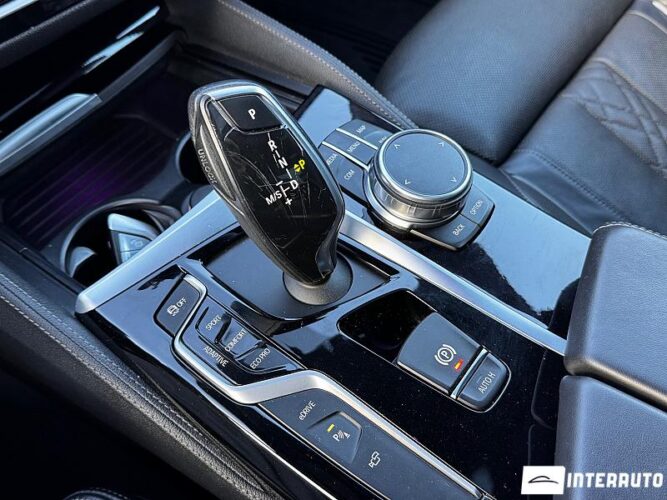 BMW 530e 47 interauto-car