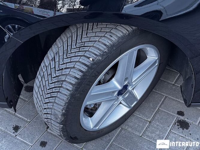 Ford Focus 47 interauto-car