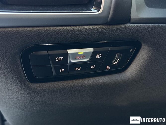 BMW 840i 54 interauto-car