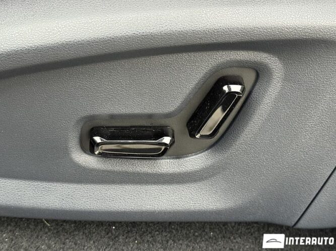 Geely Galaxy Starship 7 48 interauto-car