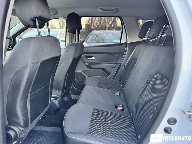 Dacia Duster 43 interauto-car
