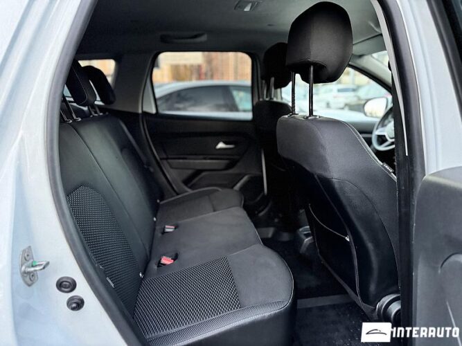 Dacia Duster 44 interauto-car
