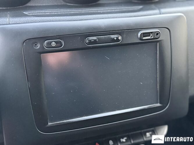 Dacia Duster 39 interauto-car