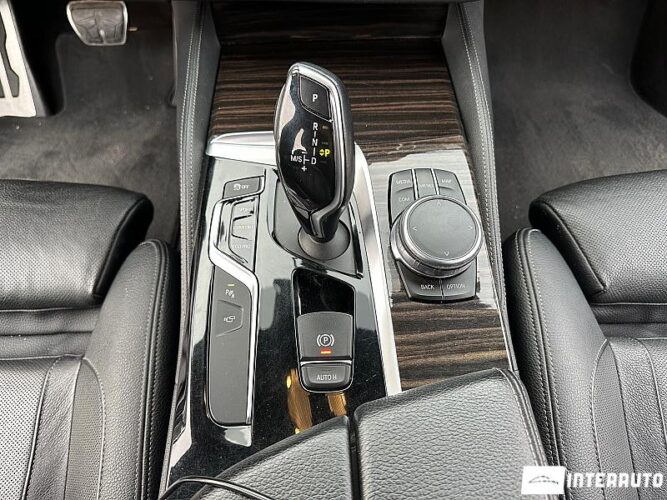 BMW 520 44 interauto-car