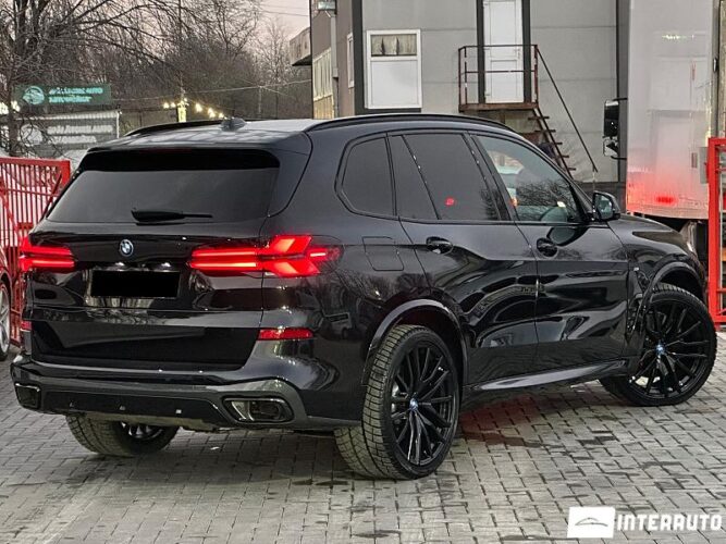 BMW X5 5.0e 40 interauto-car