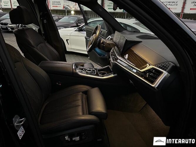 BMW X5 5.0e 42 interauto-car