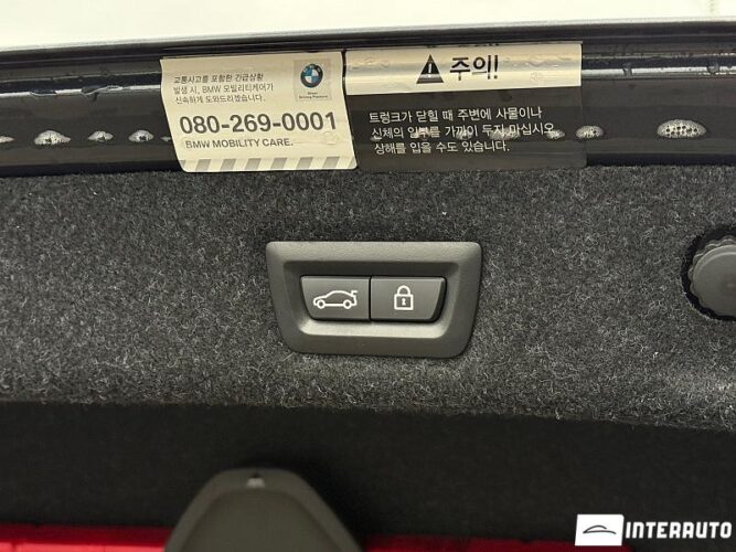 BMW M5 61 interauto-car