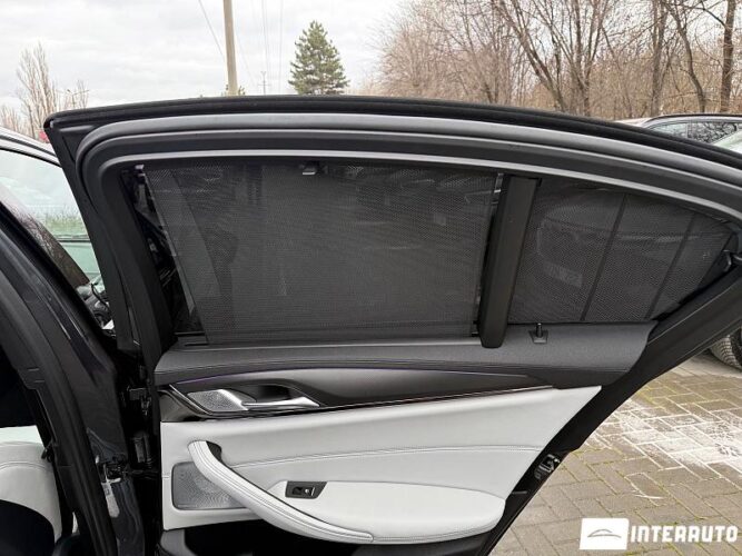 BMW M5 58 interauto-car