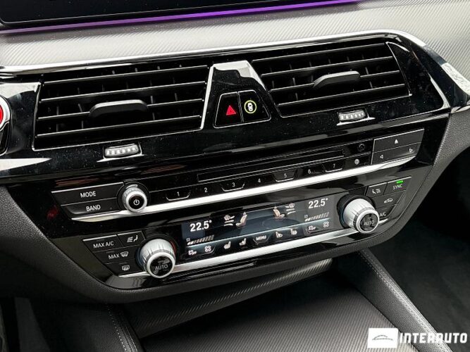 BMW M5 52 interauto-car