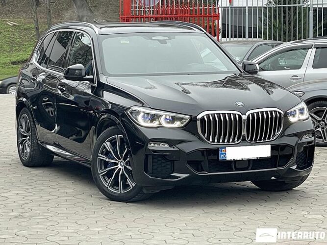 BMW X5 4.5e 2021 doar la InterAuto