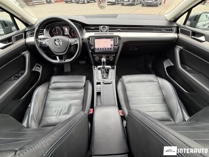 Volkswagen Passat GTE 40 interauto-car