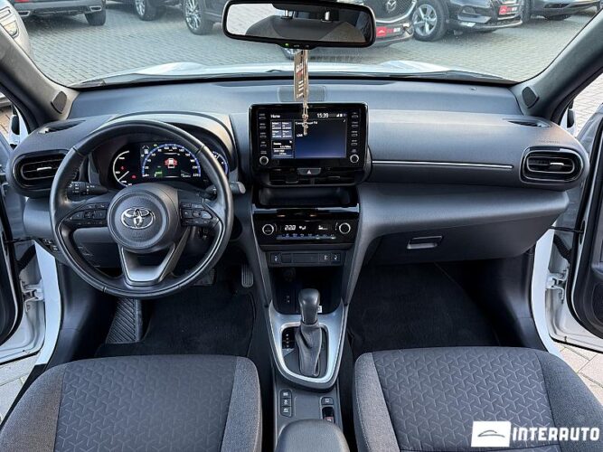 Toyota Yaris Cross 39 interauto-car