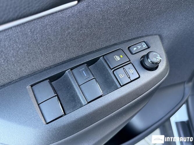 Toyota Yaris Cross 52 interauto-car