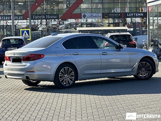 BMW 530e 34 interauto-car