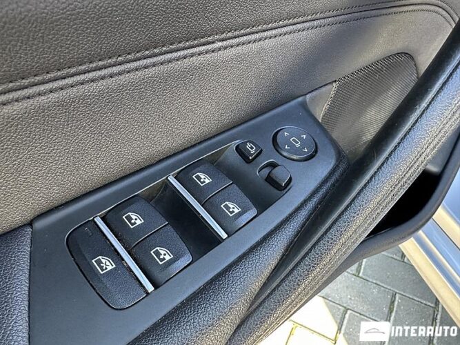 BMW 530e 49 interauto-car