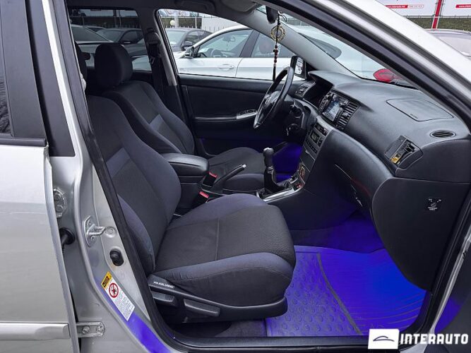 Toyota Corolla 44 interauto-car