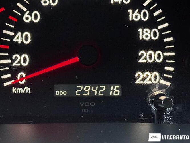 Toyota Corolla 37 interauto-car