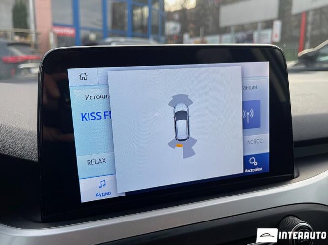 Ford Focus 37 interauto-car