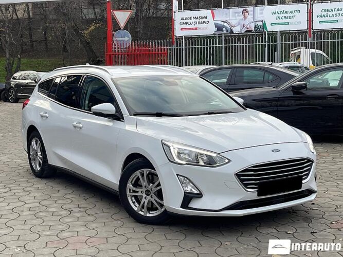 Ford Focus 31 interauto-car