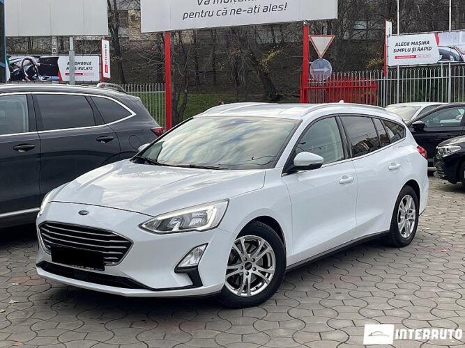 Ford Focus 28 interauto-car