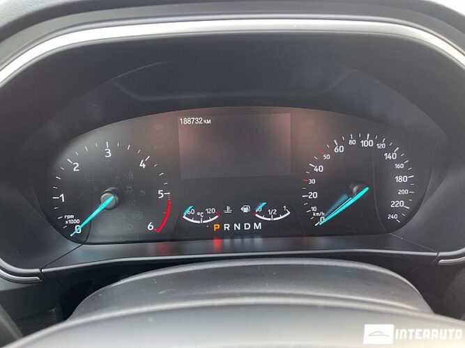 Ford Focus 32 interauto-car