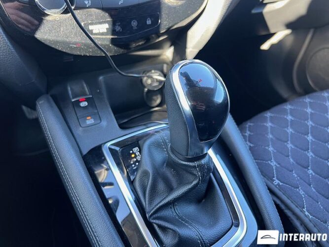 Nissan Qashqai 40 interauto-car