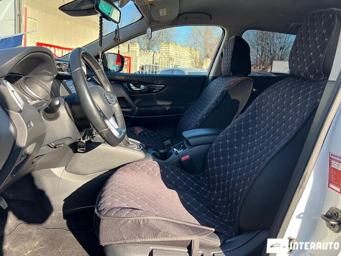 Nissan Qashqai 34 interauto-car