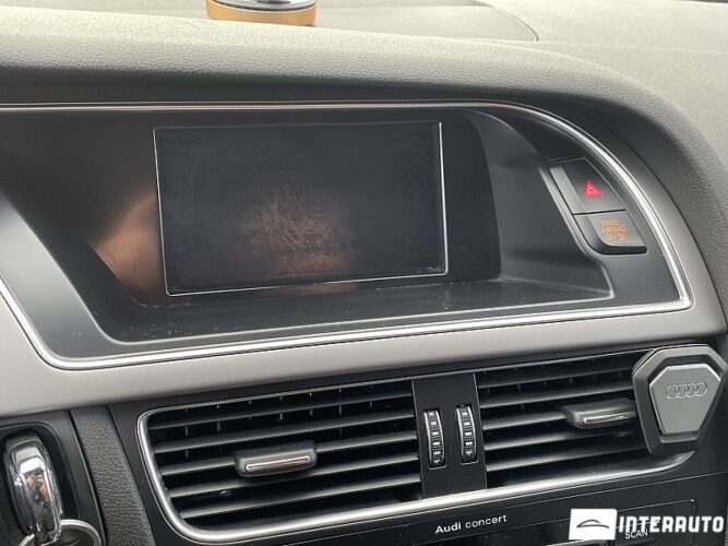 Audi A4 46 interauto-car