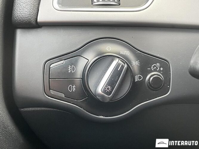 Audi A4 40 interauto-car