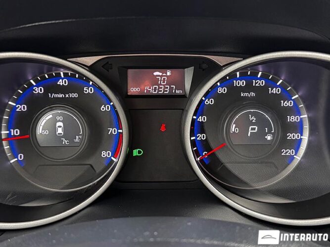 Hyundai ix35 38 interauto-car