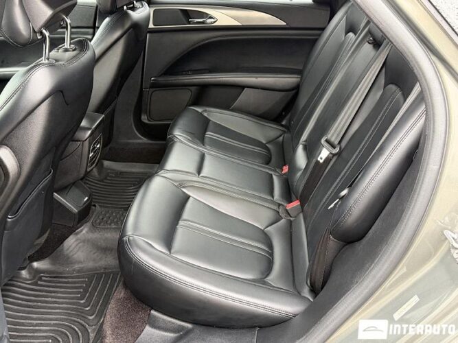 Lincoln MKZ 45 interauto-car
