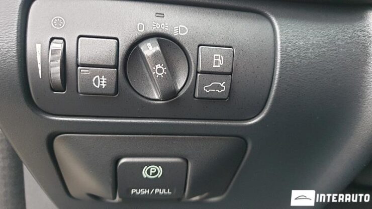 Volvo XC 60 52 interauto-car