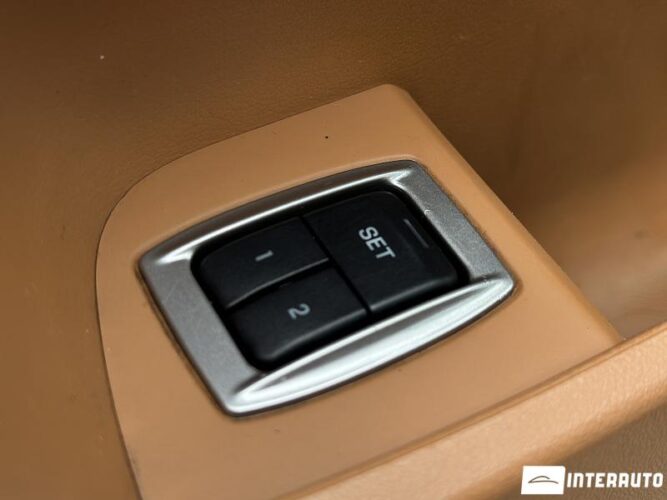 Jaguar XF 45 interauto-car