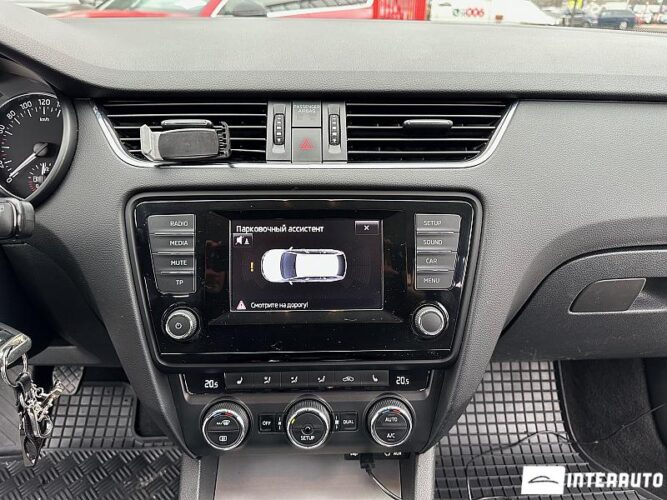 Skoda Octavia 39 interauto-car