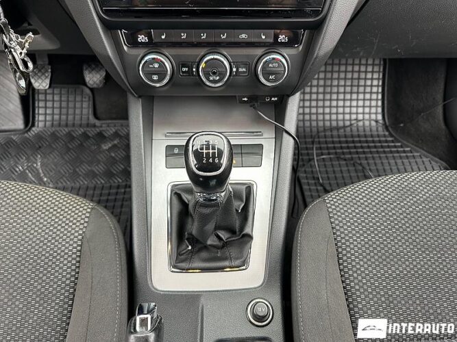 Skoda Octavia 41 interauto-car