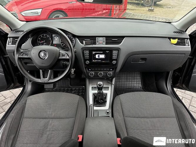 Skoda Octavia 37 interauto-car