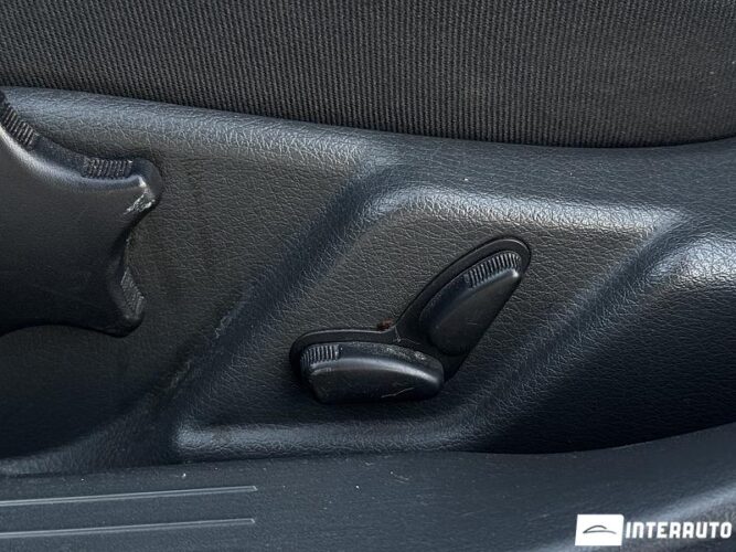 Mercedes C 200 47 interauto-car