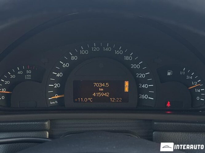 Mercedes C 200 38 interauto-car