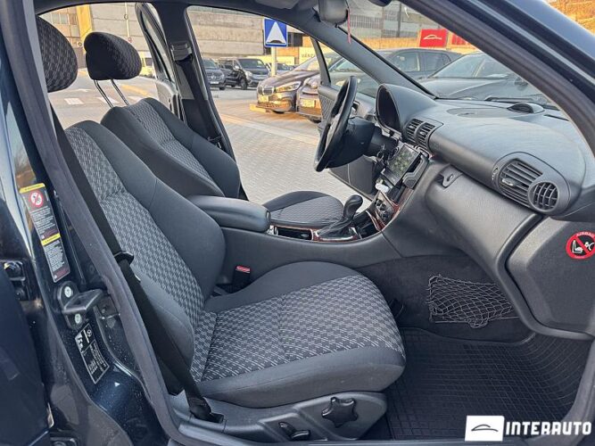 Mercedes C 200 45 interauto-car