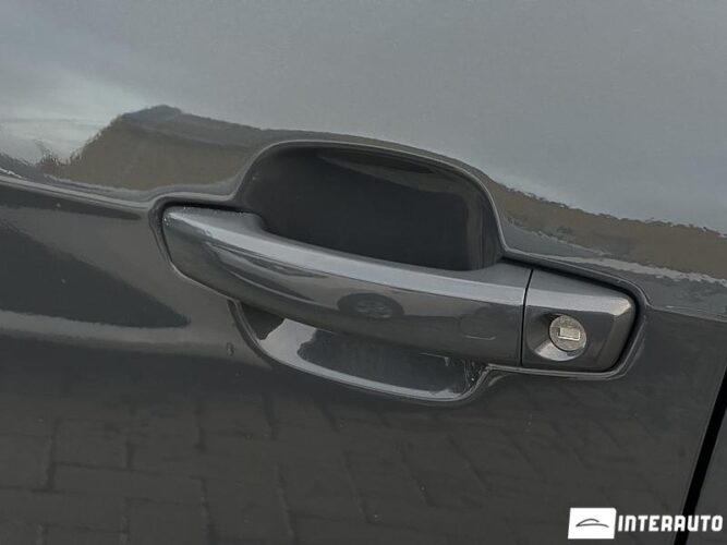 Audi Q2 44 interauto-car