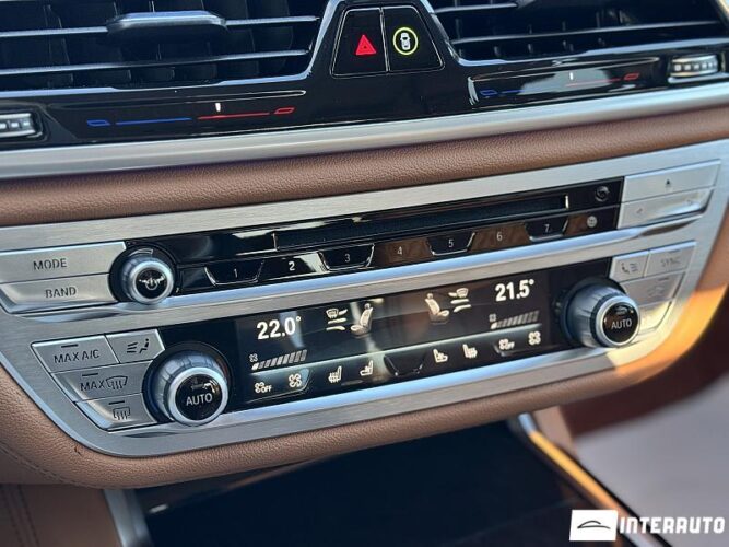 BMW 745e 50 interauto-car