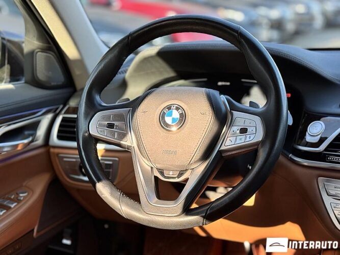 BMW 745e 47 interauto-car